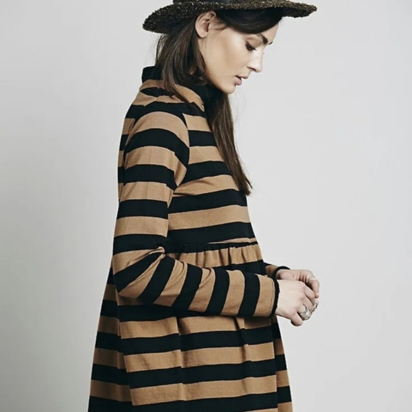 Free People top - Picture 3 of 3